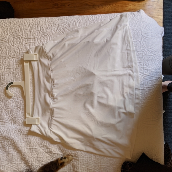 Yogipace white athletic skort medium 4 6 - Picture 4 of 4